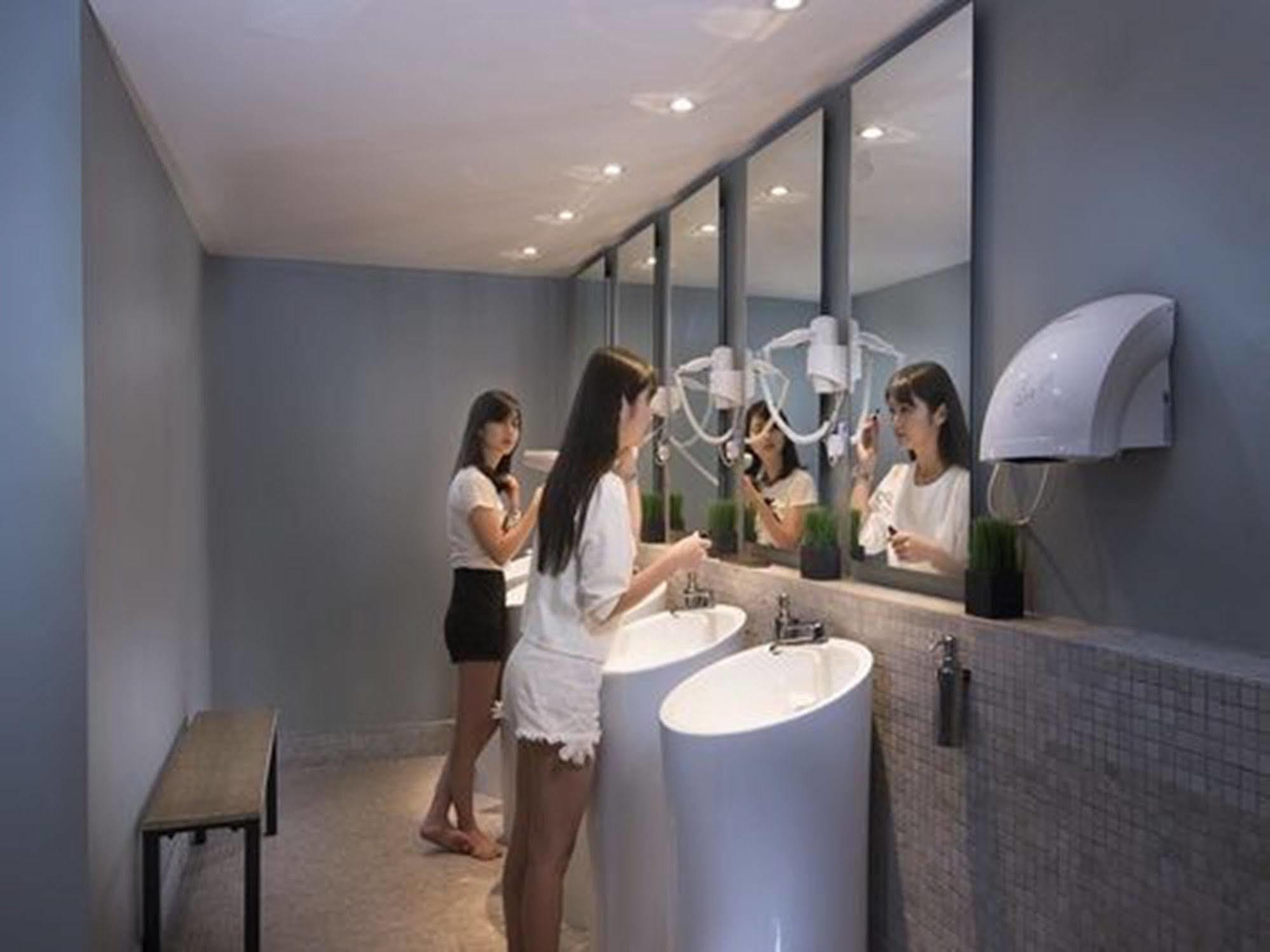 Time Capsule Hotel George Town Eksteriør bilde